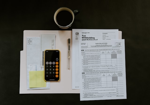 Tally vs. Zoho: Which Accounting Software Wins 2023 in India