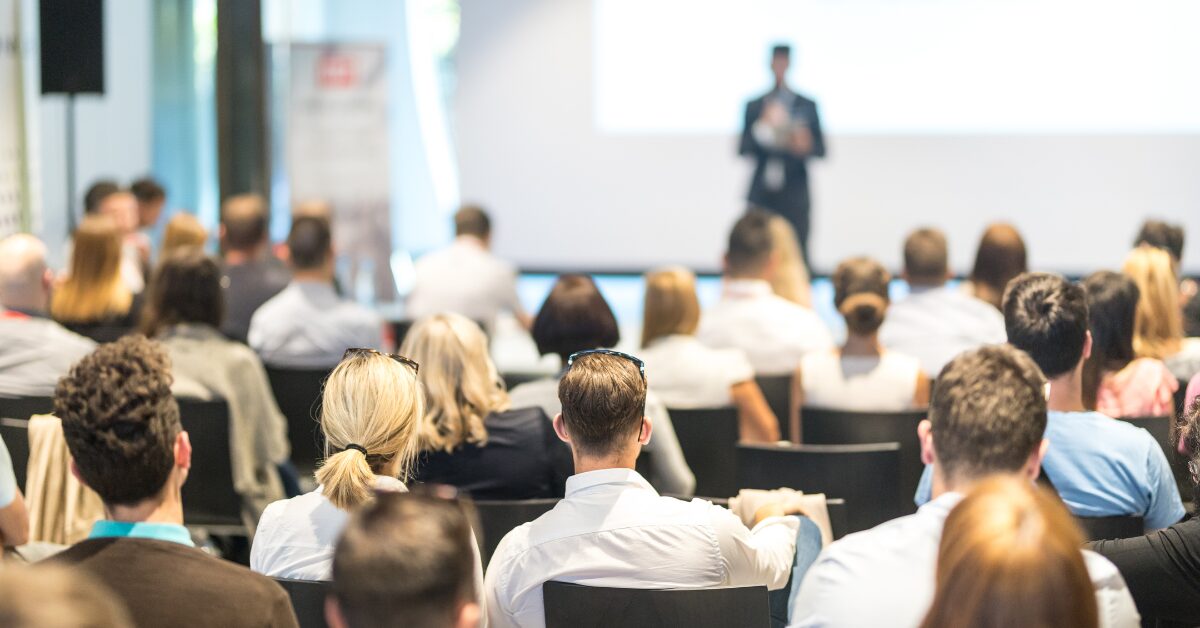 22 Accounting Conferences and Bookkeeping Events to Grow Faster