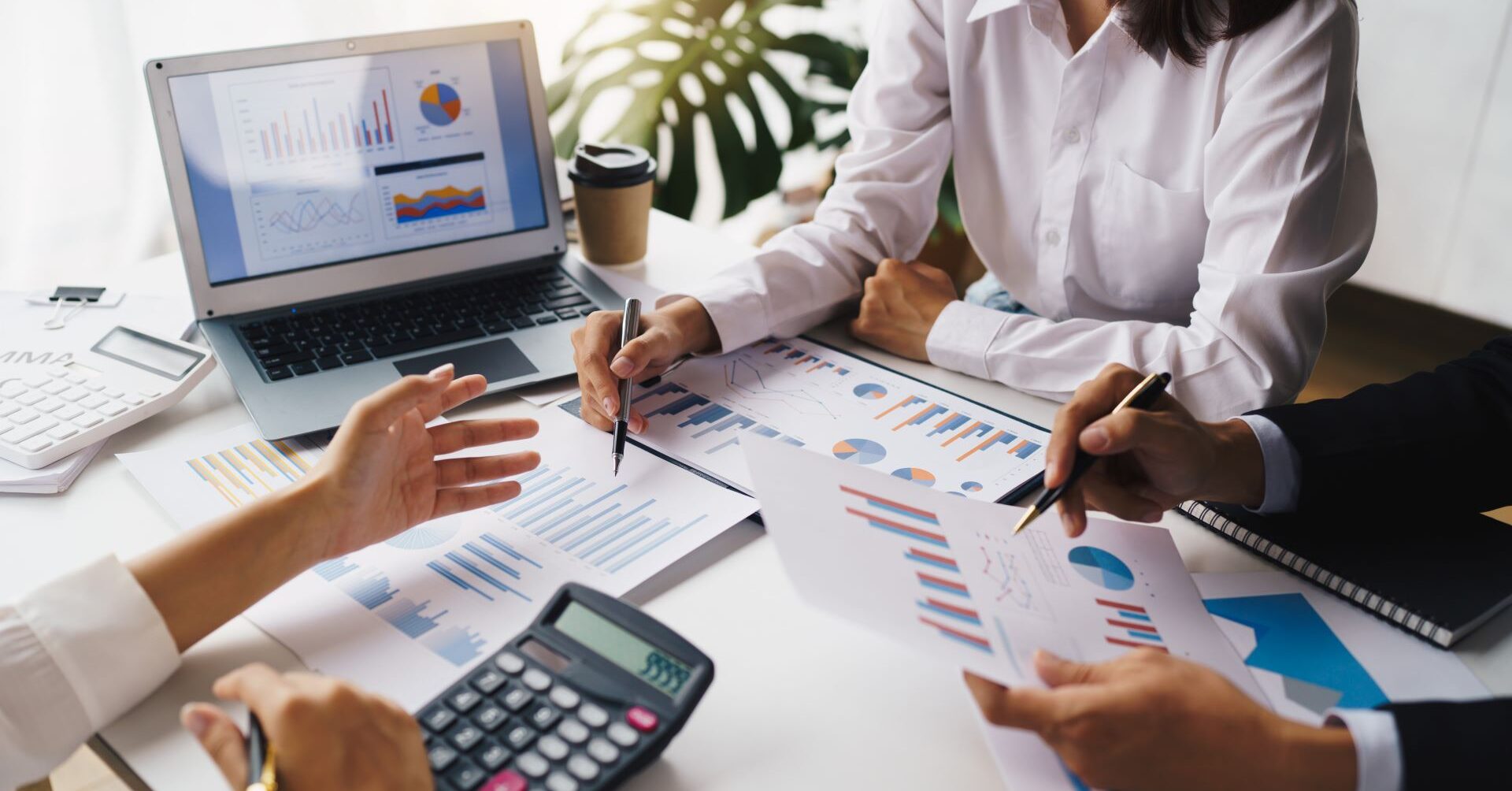 Accounting Outsourcing On Your mind? Here's How You Can Choose The Right Partner.