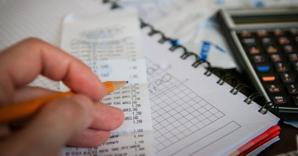10 Bookkeeping Hacks to Save Time in 2024