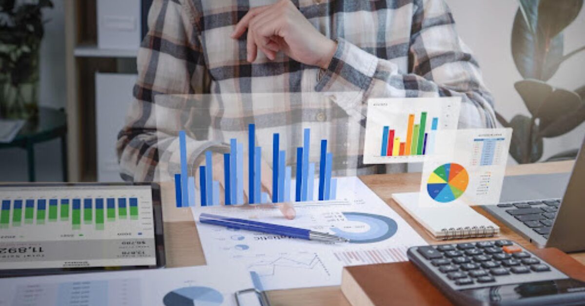 The Full Guide to Outsourced Accounting Services: Nine (9) Examples, Expert Tips & Top Firms  React